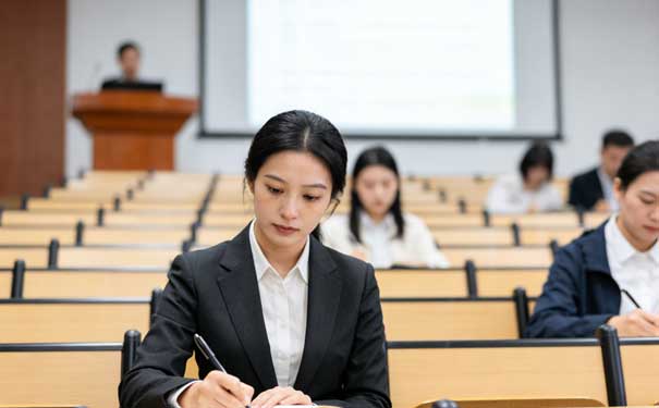 党校在职研究生有用吗？能考遴选吗？