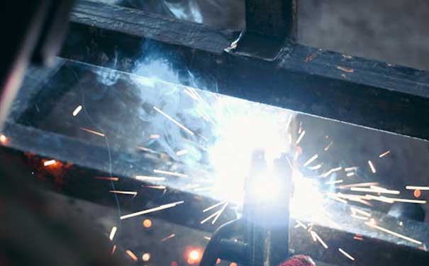 济南电焊培训价格多少钱？