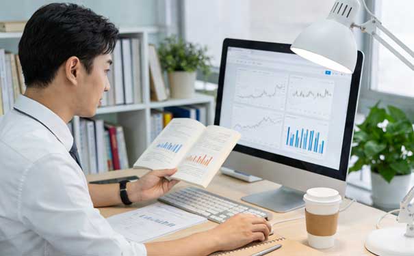 哪些人适合考税务师？